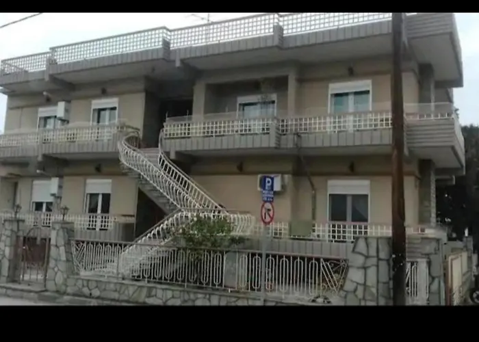 Φανταστικός Χώρος Δίπλα Στον Μύλο Ξωτικών